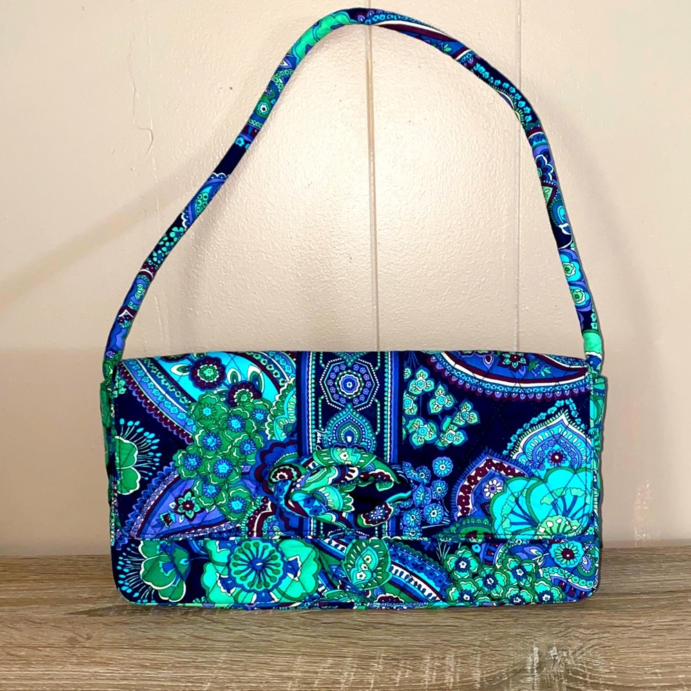Vera Bradley Knot Just A Clutch in Blue Rhapsody Floral Print
